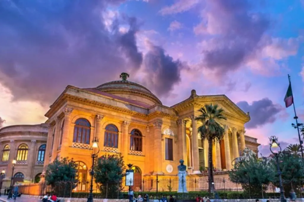 Massimo Theater - City Center Whole Apartment Palermo